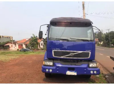 LOTE 003 - VOLVO VM-23 240 6x2 2p (diesel)