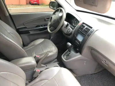 LOTE 001 - Tucson 2.0 16V Flex Aut.