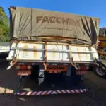 SEMIRREBOQUE PLACA IXA3923