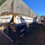 SEMIRREBOQUE PLACA IXA3923