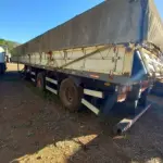 SEMIRREBOQUE PLACA IXA3923