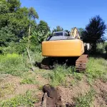 ESCAVADEIRA MODELO CX220B ANO 2013, HORA DE TRABALHO 5.876